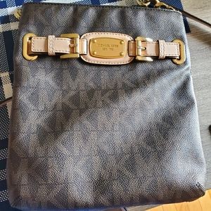 Michael Kors Crossbody Bag